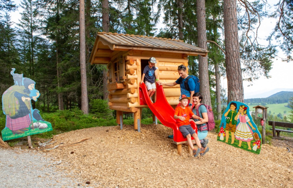 Spielspaß am Kinderspielplatz