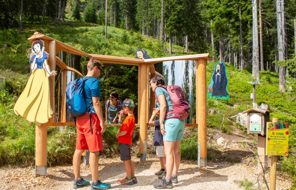 Liebevoller und auf Kinder ausgerichteter Wanderweg